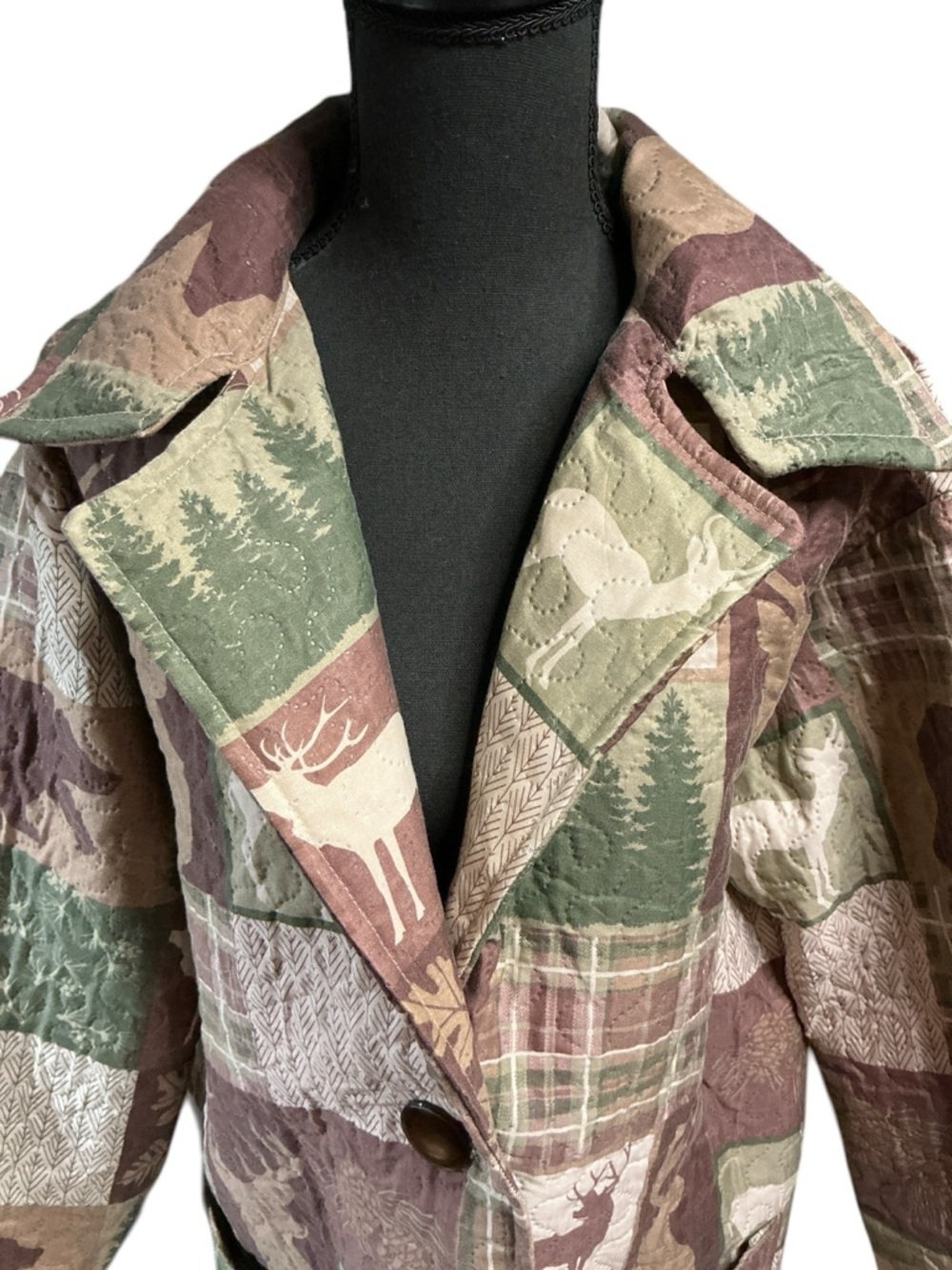 Camo Patchwork Blanket Jacket Upcycled Bedspread Forest Bear Deer Cabin - Picture 2 of 12
